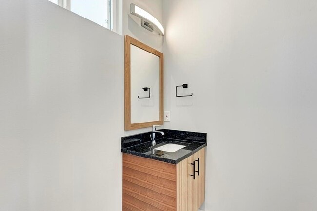 Building Photo - 7714 Watson St