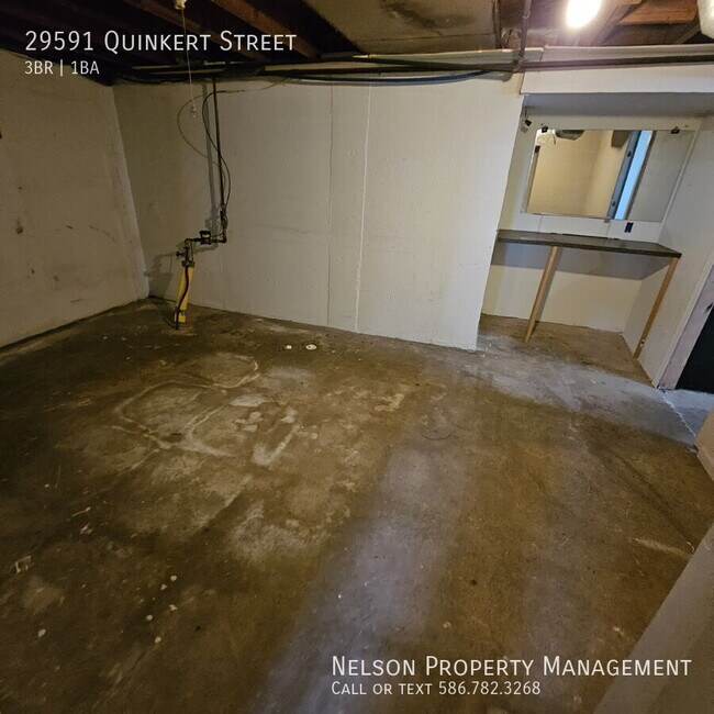 Building Photo - 29591 Quinkert St