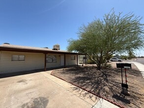 Building Photo - Charming 3-Bedroom Home Near Peaceful Retirement Area – No Age Restrictions!