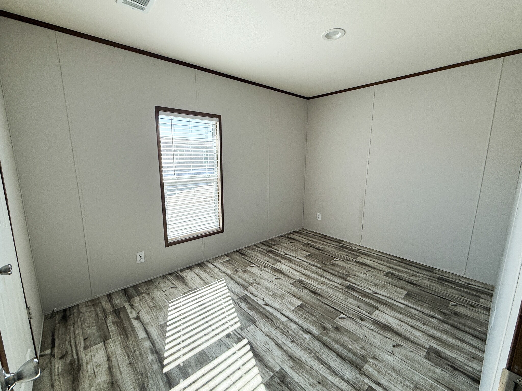 Building Photo - 132 Ponderosa Way