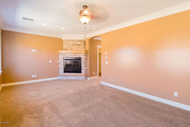 Building Photo - 3 Bed | 3.5 Bath - Biltmore Luxury Townhomes