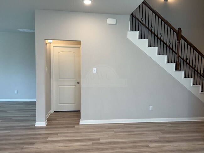 Building Photo - 6702 McGregor Lp