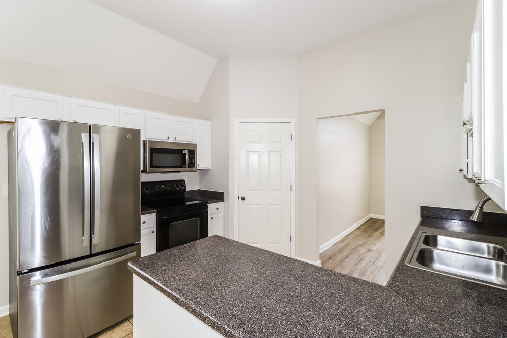 Building Photo - 1305 Jackson Pond Cir