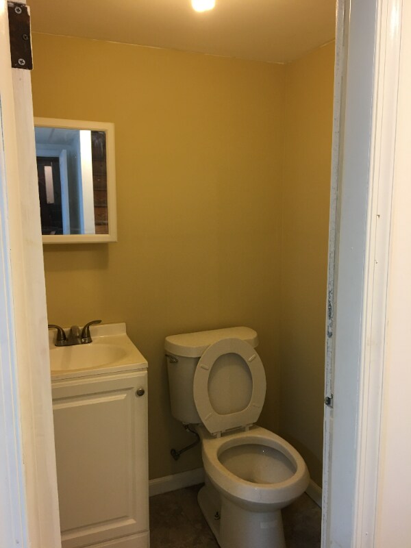 Building Photo - 1143 Rosalie St