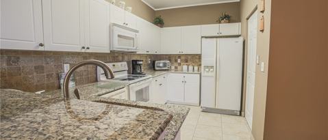 Building Photo - 15561 Bellamar Dr