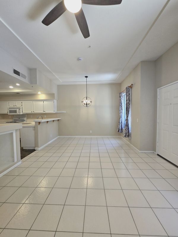 Building Photo - 109 Breakers Ln