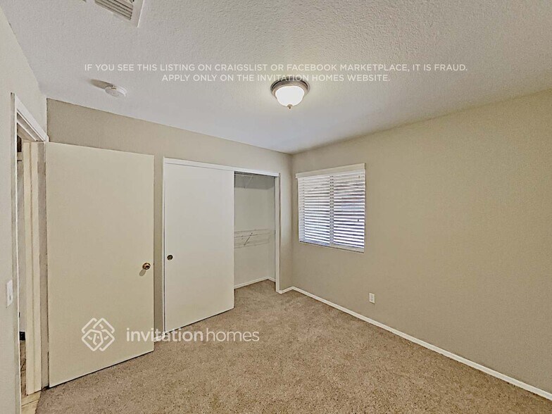 Building Photo - 56 W Ingram St