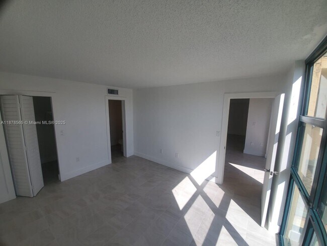 Building Photo - 11750 SW 18th St