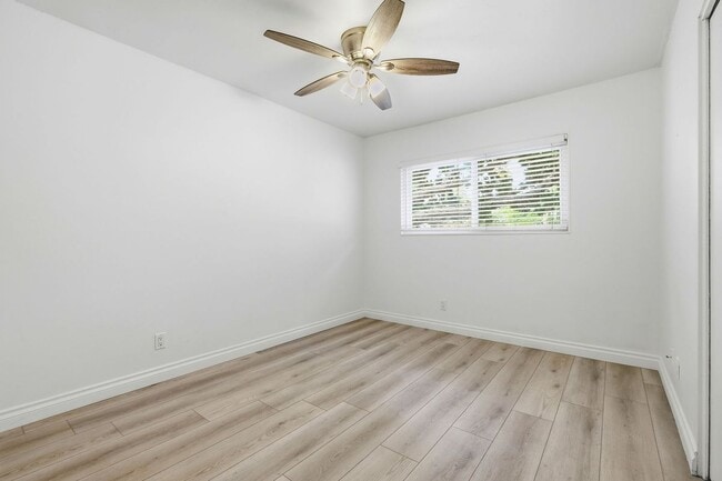 Building Photo - 3448 Big Springs Ave