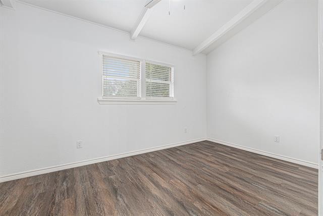 Building Photo - 736 Sherbrook Dr