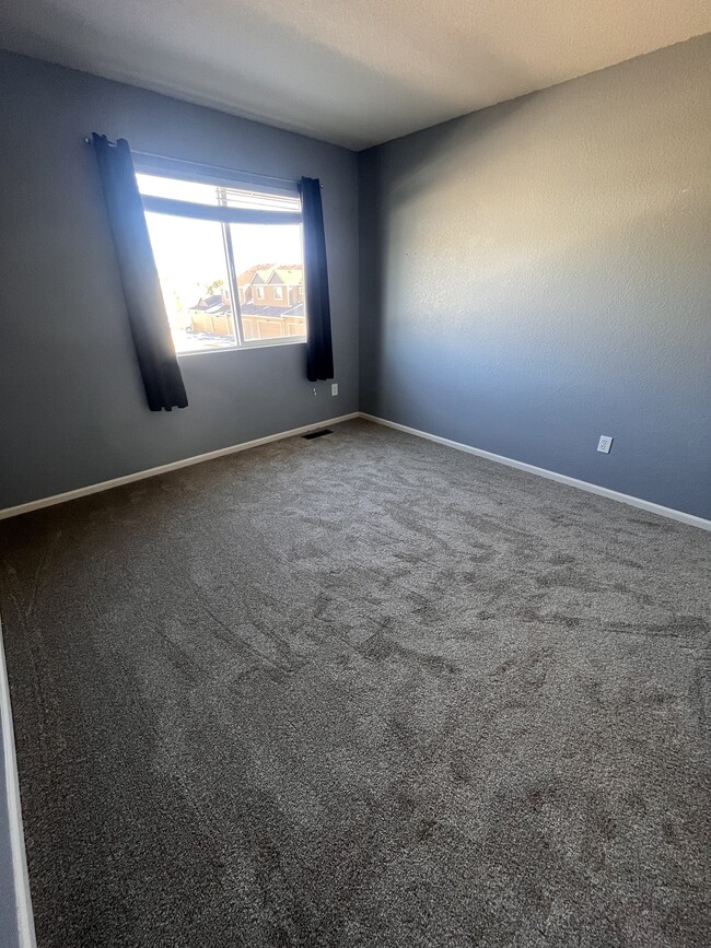 Bedroom 3 - 8662 quinn pointe