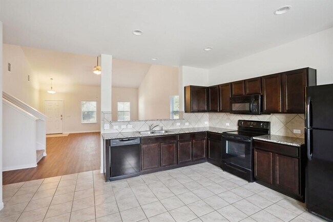 Building Photo - 104 Navidad River Dr