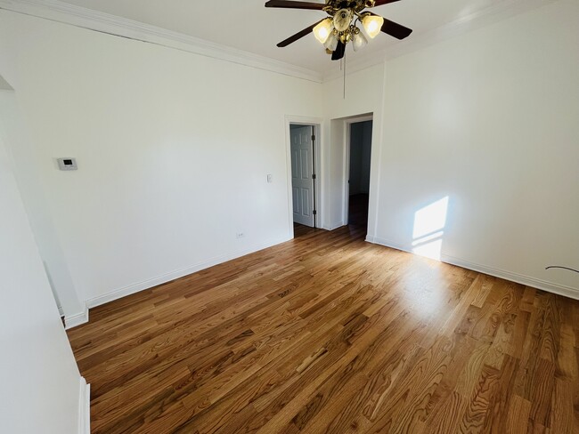 Living room (another angle) - 2318 W 19th St