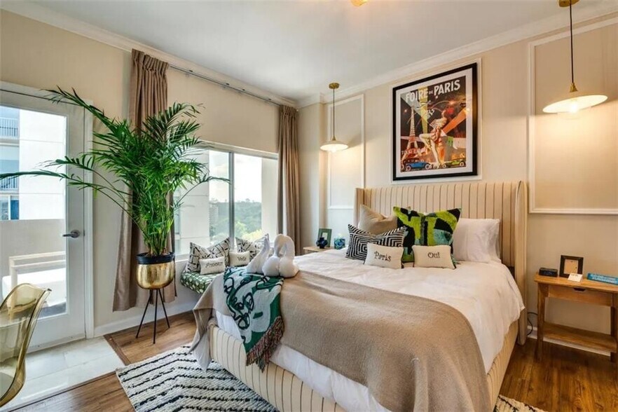 Building Photo - 2161 Peachtree Rd