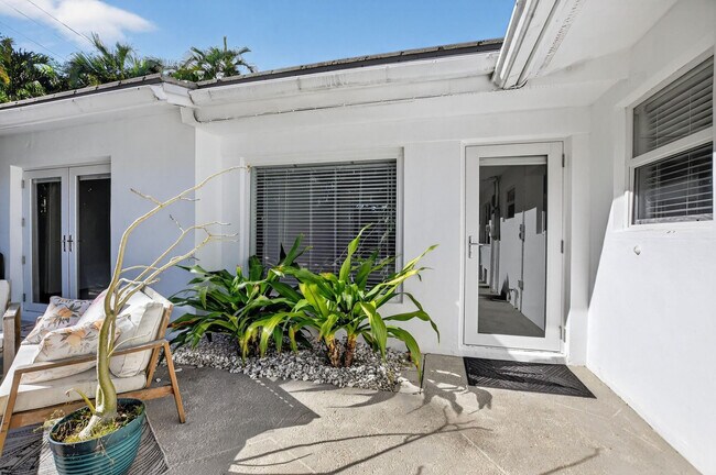 Building Photo - 954 SE 7th St