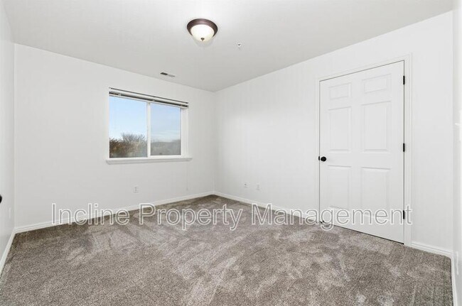 Building Photo - 8212 N Cedar Springs Rd