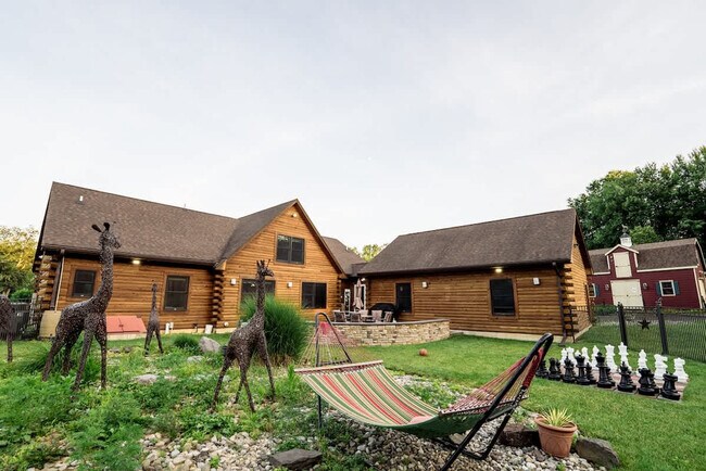 Building Photo - 7223 Ferry Rd