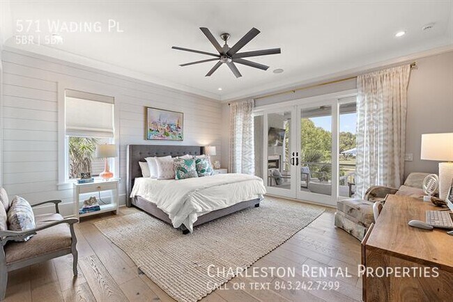 Building Photo - 571 Wading Pl