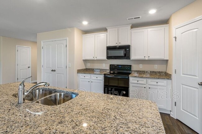 Building Photo - 4511 Hazelburn Dr