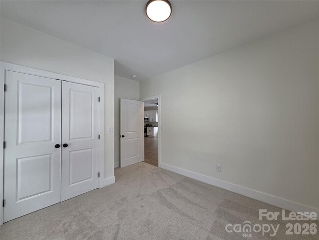 Building Photo - 126 Heath St