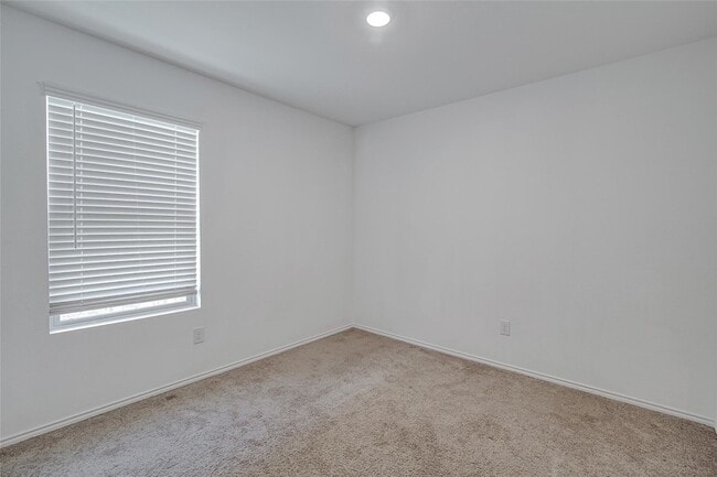 Building Photo - 1105 Wildflower St