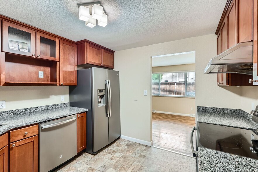 Building Photo - 4216 Zuni St