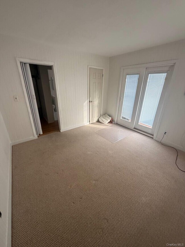 Building Photo - 462 Franklin Blvd