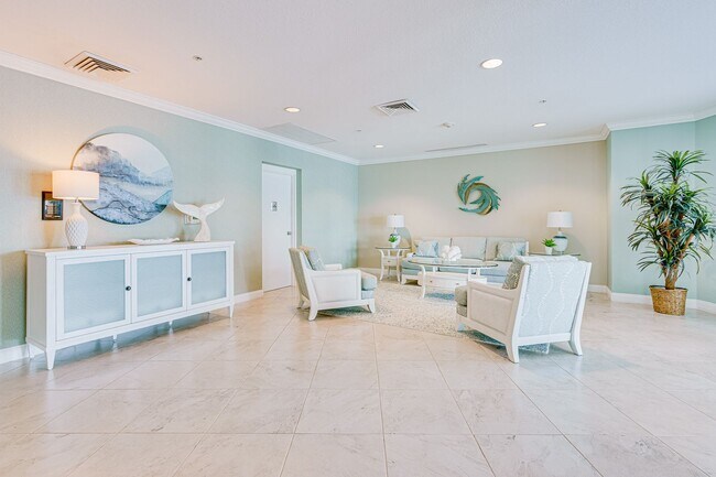 Building Photo - Furnished Waterfront 2 Bedroom Condo