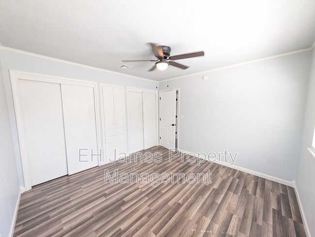 Building Photo - 5214 S Delaware Pl