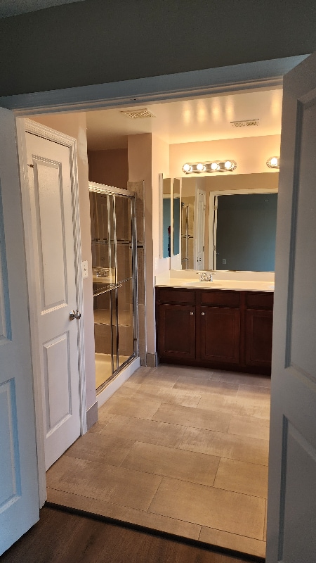 Building Photo - 25146 Harpenden Terrace