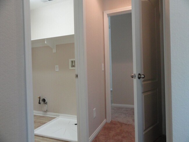 Building Photo - 4503 Bella Ct