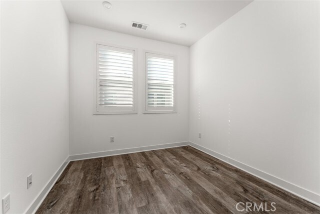 Building Photo - 1415 W Cara Dr