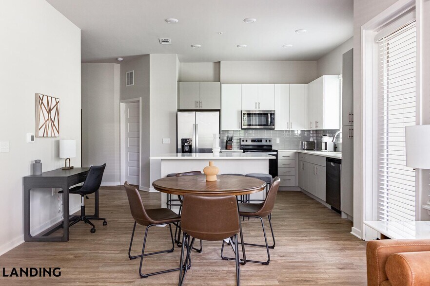 Building Photo - 4902 Cosmos Cir