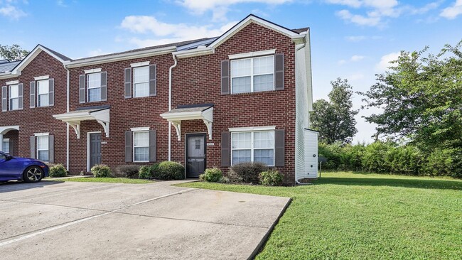 Primary Photo - 4006 Clinton Ln
