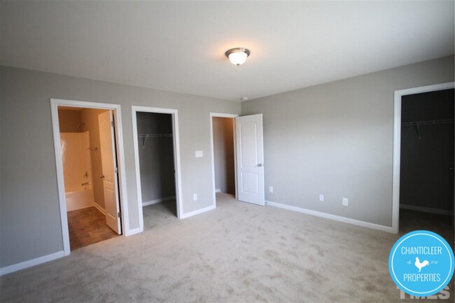 Building Photo - 2233 Sunny Cove Dr