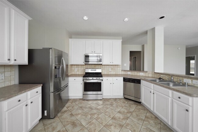 Building Photo - 5602 Beaver Pass Ln