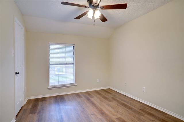 Building Photo - 617 Turtledove Ln