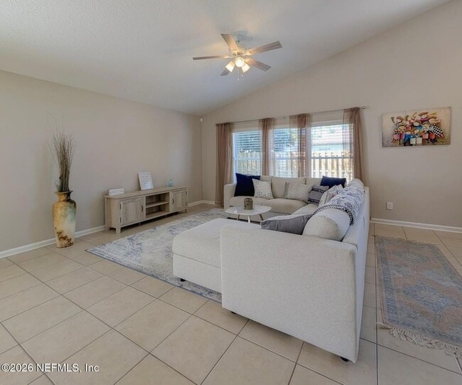 Building Photo - 12985 Harborton Dr