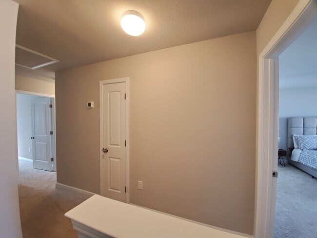 Building Photo - 5764 Callaway Cir