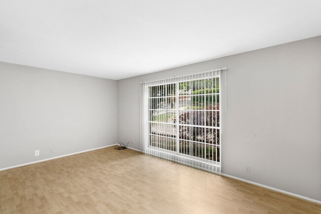 Interior Photo - Clairview Apartments