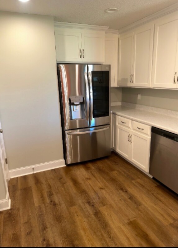 Building Photo - 181 Sycamore St