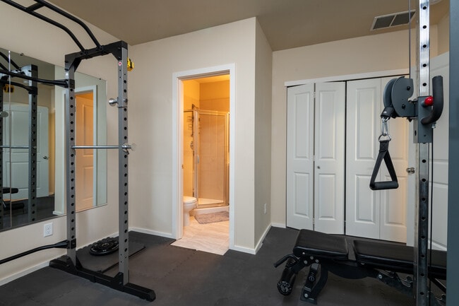 Building Photo - 6733 37th Ave S