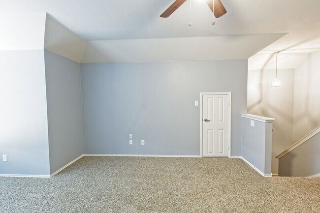 Building Photo - 1201 Rain Fern Dr