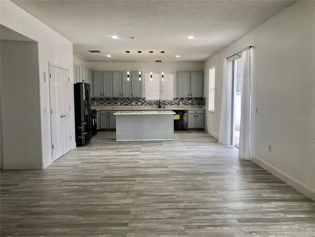 Building Photo - 4452 Philadelphia Cir
