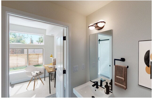 Building Photo - 2578 S Delaware St