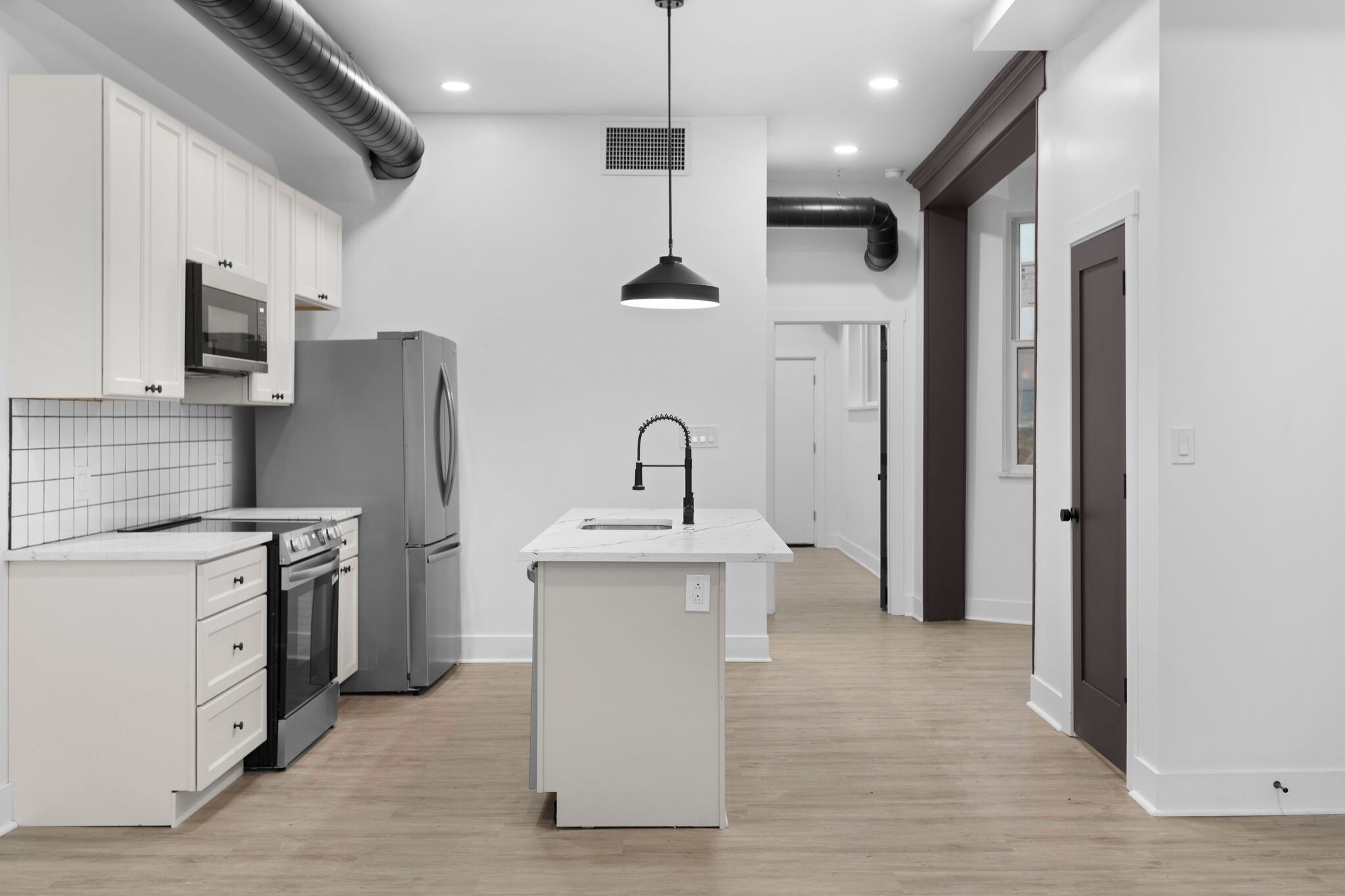 Kitchen - 2035 Forbes Ave