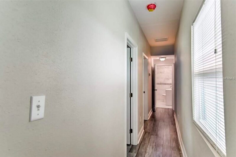 Building Photo - 2506 E 28th Ave