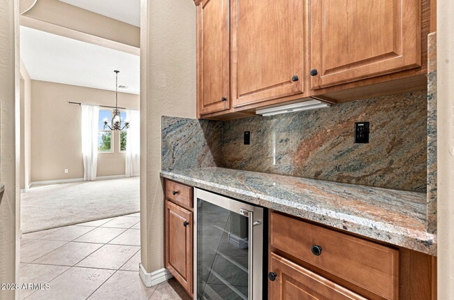 Building Photo - 22114 N San Ramon Dr