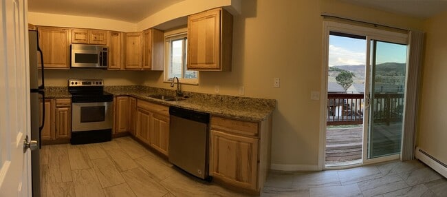 Building Photo - 18208 W 3rd Pl, Apt 1