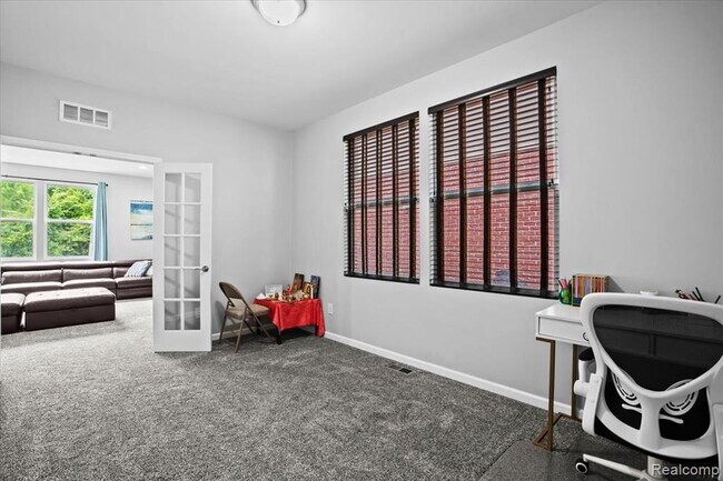 Building Photo - 49645 Hartwick Dr